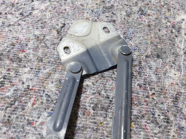 bontott VW TOURAN Motorháztető Bal Zsanér