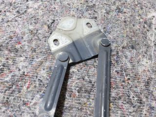 bontott VW TOURAN Motorháztető Bal Zsanér