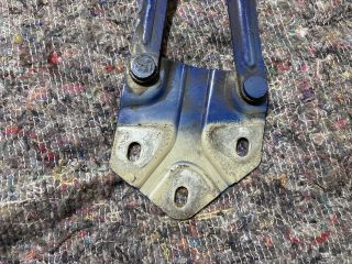 bontott VW TOURAN Motorháztető Bal Zsanér