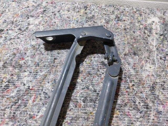 bontott VW TOURAN Motorháztető Bal Zsanér