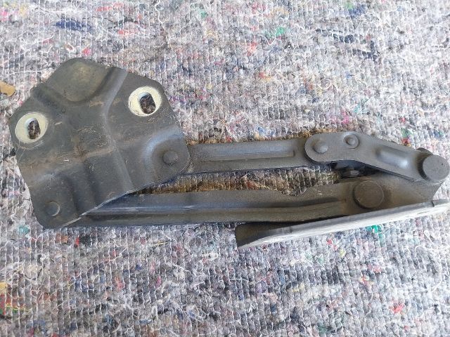 bontott VW TOURAN Motorháztető Jobb Zsanér