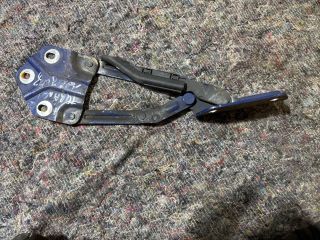 bontott VW TOURAN Motorháztető Jobb Zsanér