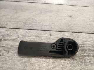 bontott VW TOURAN Motorháztető Nyitó Kar / Gomb