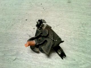 bontott VW TOURAN Motorháztető Zárszerkezet