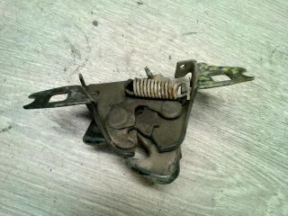 bontott VW TOURAN Motorháztető Zárszerkezet