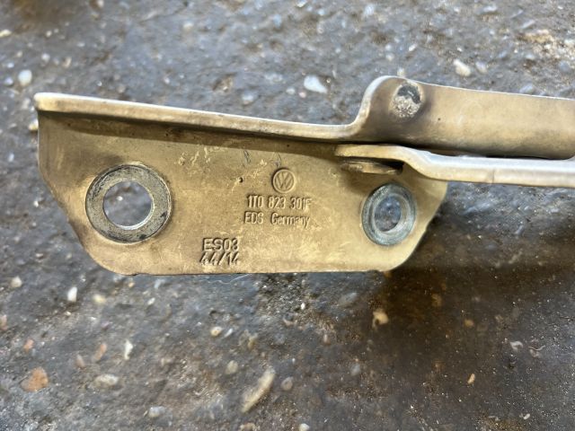 bontott VW TOURAN Motorháztető Zsanér Pár