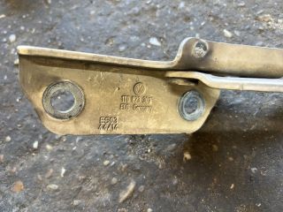 bontott VW TOURAN Motorháztető Zsanér Pár