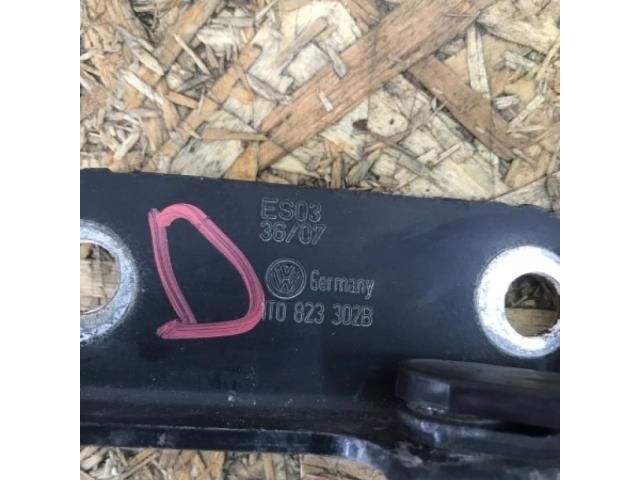 bontott VW TOURAN Motorháztető Zsanér Pár