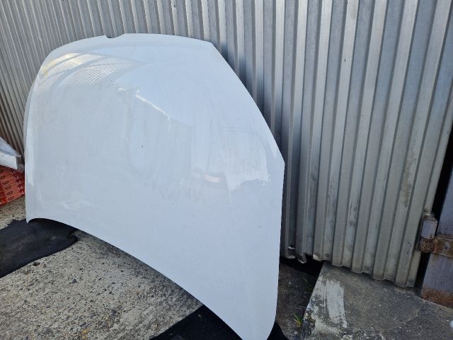 bontott VW TOURAN Motorháztető