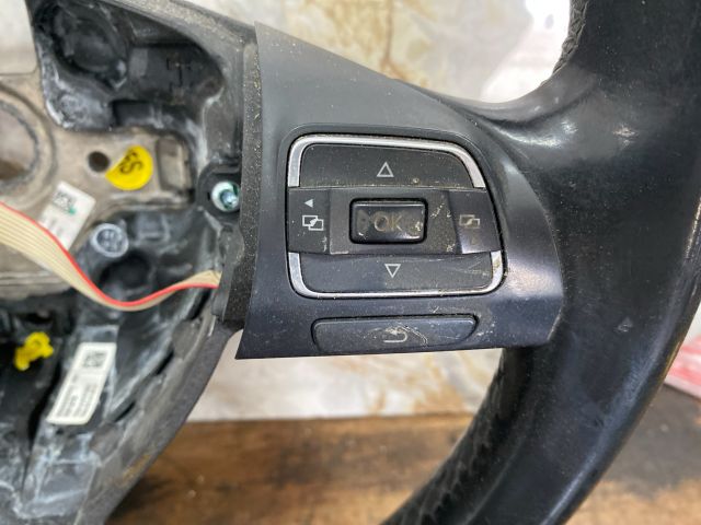 bontott VW TOURAN Multikormány