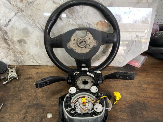 bontott VW TOURAN Multikormány