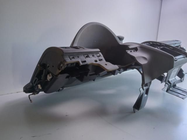 bontott VW TOURAN Műszerfal Héj