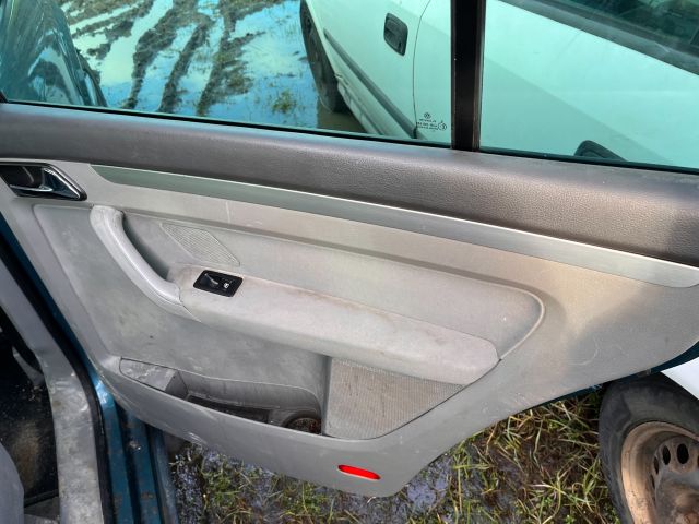 bontott VW TOURAN Műszerfal Héj