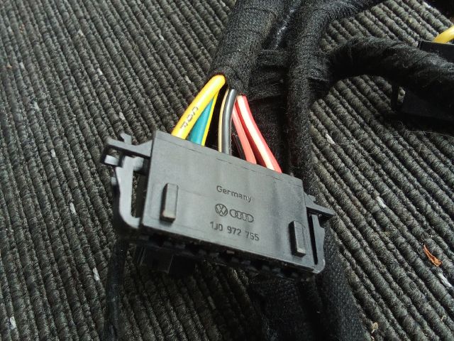 bontott VW TOURAN Műszerfal Kábelköteg