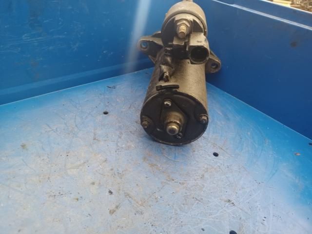 bontott VW TOURAN Önindító