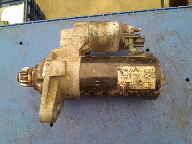 bontott VW TOURAN Önindító