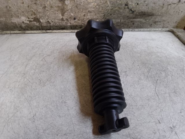 bontott VW TOURAN Pótkerék Rögzítő