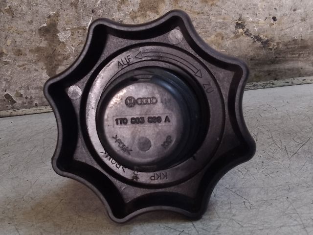 bontott VW TOURAN Pótkerék Rögzítő