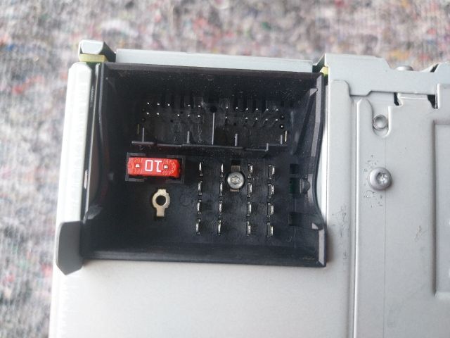 bontott VW TOURAN Rádió / CD