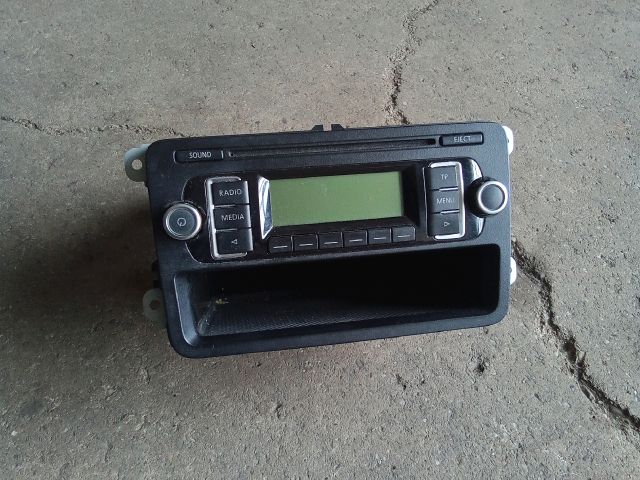 bontott VW TOURAN Rádió / CD