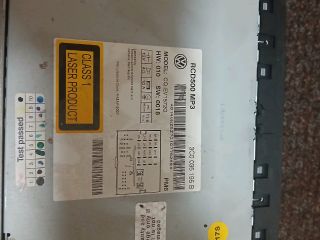 bontott VW TOURAN Rádió / CD