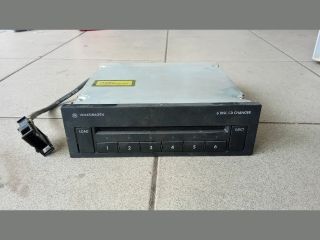 bontott VW TOURAN Rádió / CD