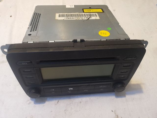 bontott VW TOURAN Rádió / CD
