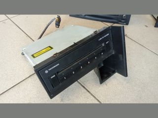 bontott VW TOURAN Rádió / CD