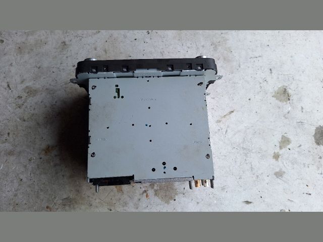 bontott VW TOURAN Rádió / CD