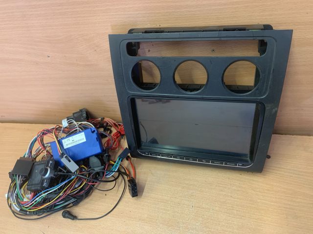 bontott VW TOURAN Rádió / CD