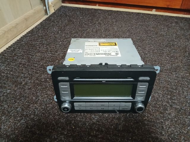 bontott VW TOURAN Rádió / CD