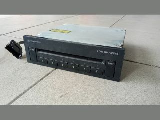 bontott VW TOURAN Rádió / CD