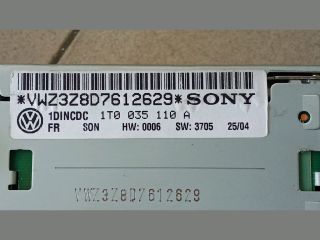 bontott VW TOURAN Rádió / CD