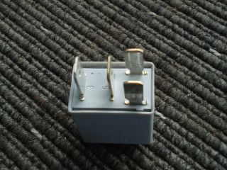 bontott VW TOURAN Relé