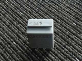 bontott VW TOURAN Relé