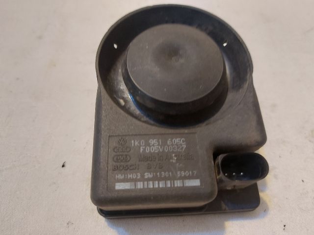 bontott VW TOURAN Riasztó Hangszóró