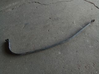 bontott VW TOURAN Tank Tartó Pánt