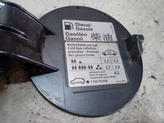 bontott VW TOURAN Tankajtó