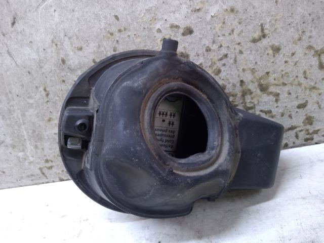 bontott VW TOURAN Tankajtó