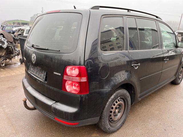 bontott VW TOURAN Tanksapka