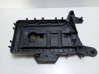 bontott VW TOURAN Tartó Bak