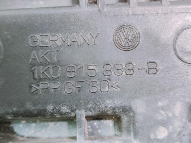 bontott VW TOURAN Tartó Bak