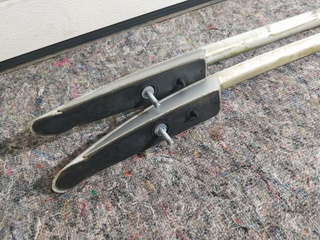 bontott VW TOURAN Tetősín Pár