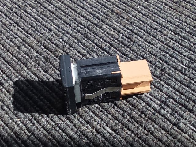 bontott VW TOURAN Tolatóradar Kapcsoló