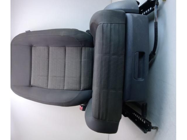 bontott VW TOURAN Ülés (Pozíciófüggetlen)