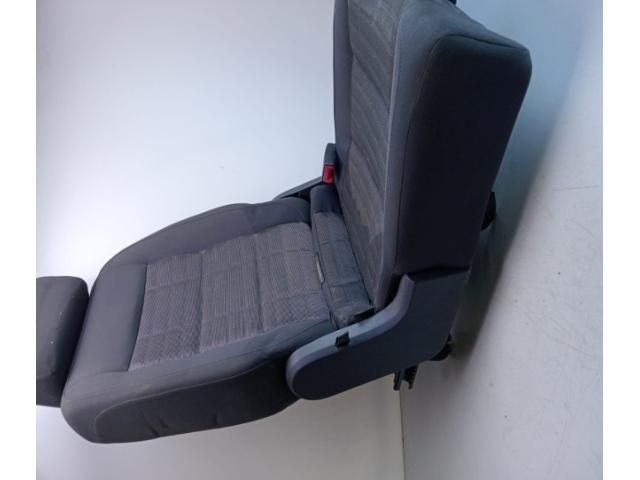 bontott VW TOURAN Ülés (Pozíciófüggetlen)