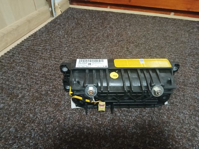 bontott VW TOURAN Utasoldali Légzsák