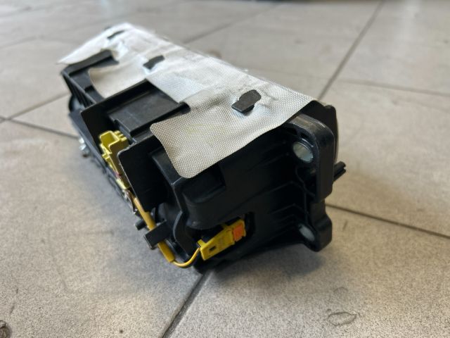 bontott VW TOURAN Utasoldali Légzsák