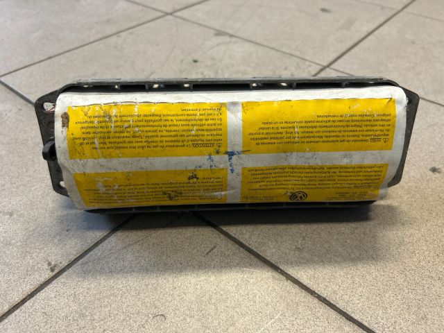 bontott VW TOURAN Utasoldali Légzsák