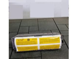 bontott VW TOURAN Utasoldali Légzsák
